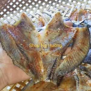 Khô cá rô phi tẩm ớt vị vừa ăn không quá mặn (túi 300-500gr)