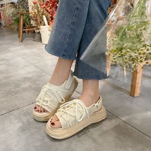 ส่งเร็วพิเศษรองเท้าแตะฤดูร้อนผู้หญิงรองเท้าแตะแฟชั่นสไตล์เกาหลีรองเท้าแพลตฟอร์มกันลื่นรองเท้าแตะแบบผูกเชือกรองเท้าแตะแฟชั่นผู
