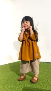 SETELAN ANAK PEREMPUAN AIRA BABY SET HOOFLAKIDS USIA 1-5 TAHUN