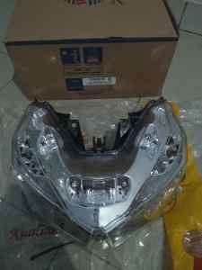 Head Lamp  Assy Lampu Depan Reflektor VARIO 150 125 LED K59 2015 2016 2017 Merk Win