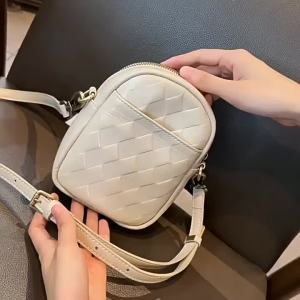 2026 Springs super popular new lightweight soft leatherbag multi-layered phone pouch compact and exquisite crossbody bag