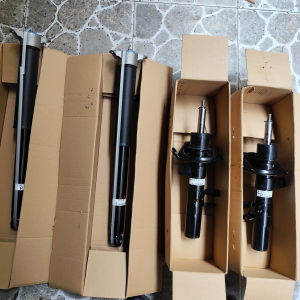 Giảm xóc Ford Focus 2012 - 2019. Phuộc trước Focus 2012 - 2015 Phuộc sau Focus 2012 - 2019. hàng Showa Thay cả đôi có bảo hành 12 tháng