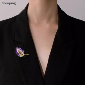 【ZP】Cute เข็มกลัดแฟชั่นรูปใบไม้แบบกลวงสำหรับผู้หญิงสาวๆเครื่องประดับเสื้อผ้าที่สวยงามมีเอกลักษณ์และสง่างาม