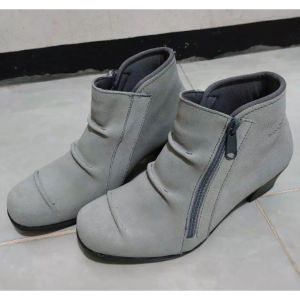 Cuero Sepatu Boots Wanita Suede - Misty Heels 5cm Terpopuler