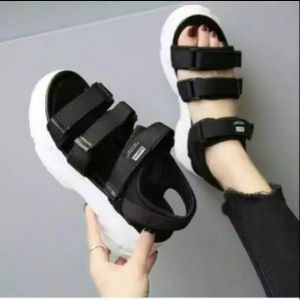 Sndal Sendal Sandal Sepatu Spatu Alas Kaki Shoes Anak Remaja Wanita Perempuan Cewek CW Rekomendasi Kondangan Gunung Jepit Jalan-Jalan Piknik Hak Tinggi Terbaru Kekinian Simpel Simple Elegan Murah Kasual korean Style Wedges BG 830