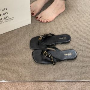 2025 New Spring/Summer Square-Toe Flat-Soled Belt Buckle Retro Flip-Flops For Women For Outdoor Vacation