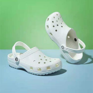New fashions Crocs Beja series medium heel hole shoes Original solid color slippers classic clogs flat sandals for women