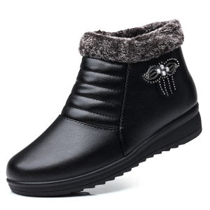 New Genuine Leather Cowhide Autumn Mom Shoes Middle-aged Women Cotton Shoes Comfortable Warm Fleece Short Boots Women Snow Boots Leather Shoes