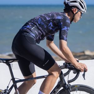 Santic ผู้ชายกางเกงขาสั้นเอี๊ยมปั่นจักรยานนำเข้าเบาะ 7 ชั่วโมงขี่ 4D เบาะกระเป๋าระบายอากาศกางเกงขาสั้นจักรยานจักรยาน