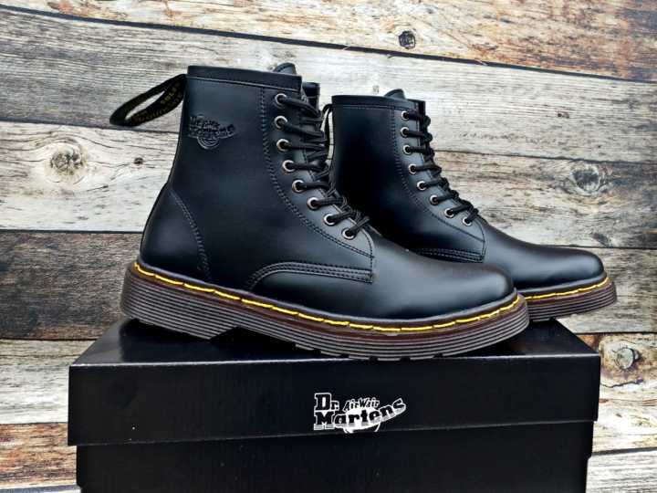 Harga sepatu boots dr martens sales original