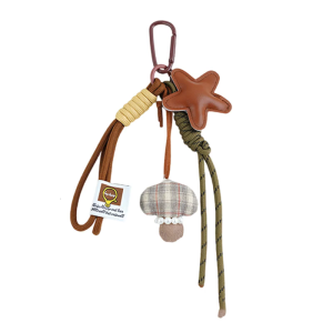 Artistic Star Purse Charm Delicate Bag Pendant Stylish metal keyring for Women Compact Fashion Gift