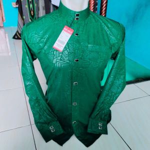 Fashion Muslim Pria Kemko Sultan Embos Warna Hijau Kancing Jepret