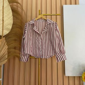 Kemeja Salur Tangan Puffy
