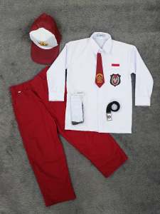 setelan seragam sekolah merah putih panjang anak laki-laki sd kelas 1-6 topi merah putih