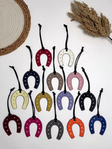 Móng ngựa Móc Khoá dạng túi quyến rũ cho Phụ Nữ Ví Túi Xách Túi Ba lô mặt treo dây chuyền quyến rũ Móc treo chìa khóa xe thẩm mỹ Charm Móc chìa khóa