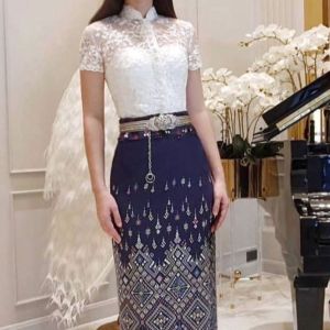 P005-002 PIMNADACLOSET - Short Sleeve Crewneck Lace Mesh Long Print Skirt Set With Beaded Belt