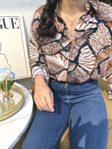 KEMEJA BASIC WANITA MOTIF LEOPARD