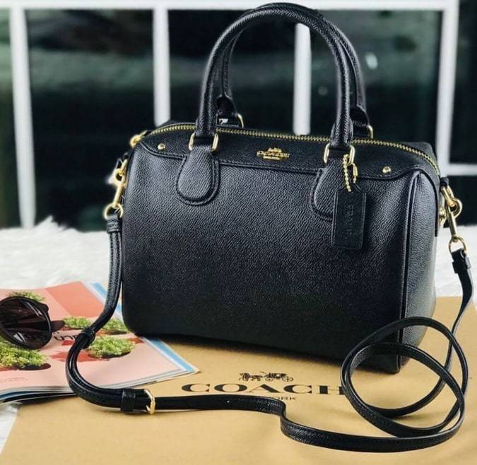 Coach mini bennett store satchel black