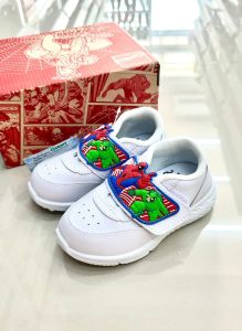 H รองเท้านักเรียน รองเท้านักเรียนชายรองเท้าอนุบาล วอร์มขาว Size 25-36 ราคาป้าย 319 บาท