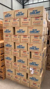 น้ำยาหล่อเย็น Honda Pre-mix Coolant ขนาด 0.5 ลิตร แบบขวดและยกลัง (ของแท้เบิกศูนย์)
