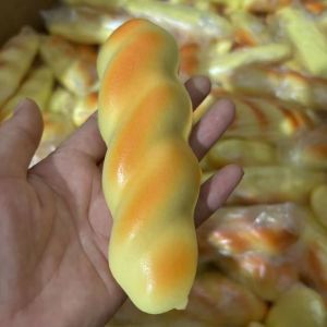 【COD&Fast Delivery】1pc Slow Rebound Bread Squeeze Toy Soft Sticky Wet Soft Squeeze Toy Cute Sensory Fidget Toy Funny Gift