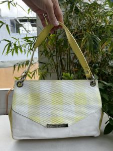 Túi 2hand đeo vai rất xinh ROBETAA aut của Ý -T926