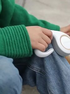 [OKLIFE. SG]Anti-Burst Retractable Dog Leash One Hand Control One Click ke Lock Safe Automatic  Dog Lead