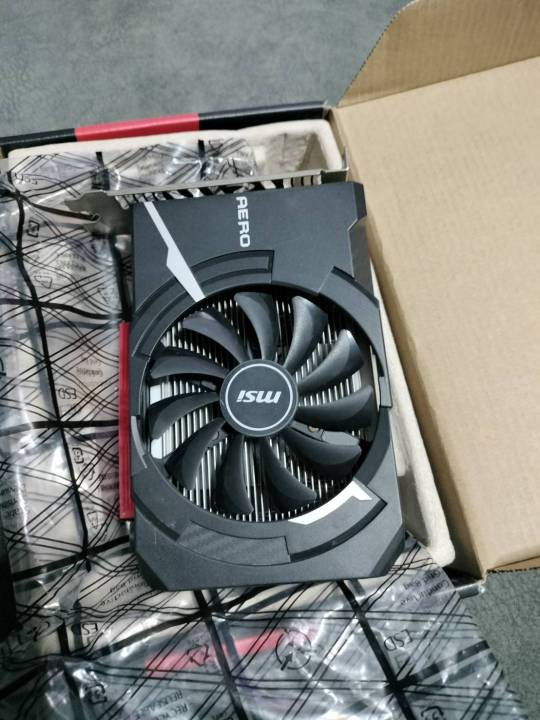Carte Graphique MSI Radeon RX 560 4 Go GDDR5 – POUR PIÈCES (pas D’affichage)