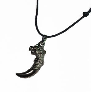 KALUNG TALI LIONTIN BESI KALUNG PRIA TALI KUR HITAM KALUNG REMAJA KALUNG TALI BESI TITANIUM