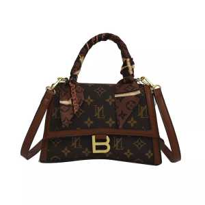 TAS SELEMPANG IMPORT WANITA / TAS SELEMPANG WANITA IMPORT / TAS WANITA MODEL TERBARU / TAS CANTIK WANITA IMPORT / TAS SELEMPANG DAN BAHU WANITA FASHION / TAS WANITA FASHION IMPORT