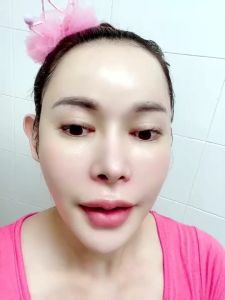 ครีมโสมไข่มูกเกาหลีพรทิน - Pontina (ของแถมเป็นกันแดด)