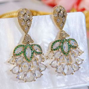 SEQUITO Stunning Ladies Golden Jewelry Pave Setting AAAAA Green White Cubic Zircon Grape Shape Long Drop Dangle Evening Party Earrings SE917