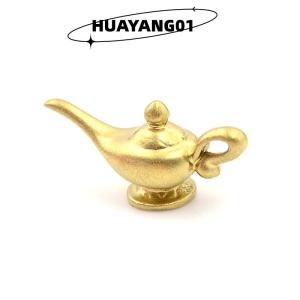 HUAYANG01 [HOT FASHION] กาน้ำชาสีทองขนาดเล็กสำหรับเป็นของขวัญสำหรับเด็กโมเดลบ้านตุ๊กตาขนาดเล็ก