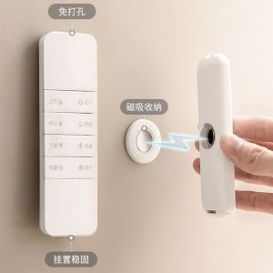 MIẾNG DÁN NAM CHÂM TREO TƯỜNG ĐA NĂNG 2 CẶP – GẮN Ổ ĐIỆN REMOTE VẬT DỤNG NHỎ KHÔNG KHOAN