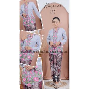 [Malaysia Ready Stock] Adult Flower Embroidered Encim Kebaya Modern Graduation Uniform Nyonga Melacca