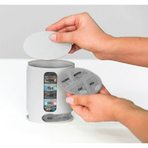 Medicine Case 7 Days Pills Organizer Compartment Compact Case Weekly Tablets Vitamin Storage Box / Bekas Simpan Ubat