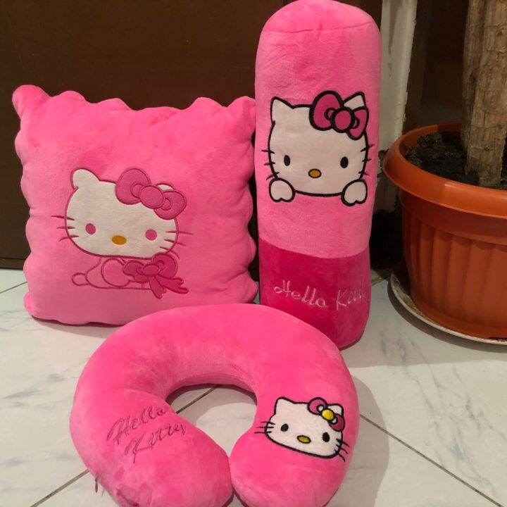 Hello kitty hot sale pillow set