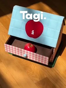 tagi Apple Tower House: A cute imaginative multi-layered storage desktop house jewelry and storage