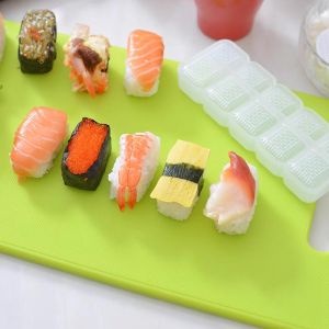 ญี่ปุ่น Nigiri แม่พิมพ์ทําซูชิข้าวปั้น 5 ม้วน แม่พิมพ์ทําซูชิ วัสดุเกรดอาหาร Maker กดอุปกรณ์ทําข้าวกล่อง แม่พิมพ์ข้าวปั้น
