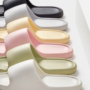 Summer Lightweight Indoor Slippers For Women In Stock Simple Non-Slip Plastic Hotel Bathroom Shower Slippers For Men