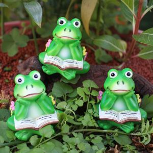 NTNKC 3pcs Cartoon Reading Frogs Figurines Resin Crafts Green Animal Statue Frog Sculpture Handicraft Frog Bonsai Ornaments Garden Flowerpot Decor