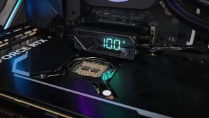 THERMALRIGHT HR-10 Series M.2 2280 NVMe SSD Heatsink Cooler  PRO Black / Black Digital / White Digital