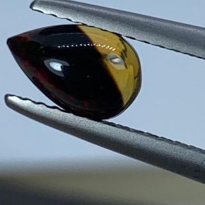 O242 แบล็คโอปอลเอธิโอเปีย black opal ethiopia อบรมควัน น้ําหนัก 0.70 กะรัต ขนาด 8x5x3.1 มม