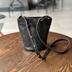 BeeGreen Women Genuine Leather Small Shoulder Bag Fashion Lightweight Bucket Bag Casual Cellphone Sling Bag