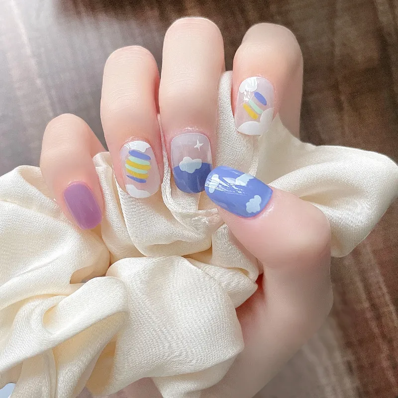 Đón thu với bộ nail so cute😉 Lên lịch hẹn qua Ohmynail để có nộ nail xinh  xinh nha cả nhà💅🏻💅🏻 #u22sơngel32k #misale10% … | Instagram