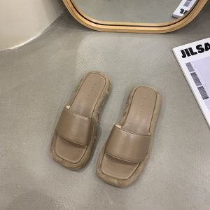 [FreeShipping] Thick-soled womens summer new Korean-style fashion open-toe flat casual outdoor sandals