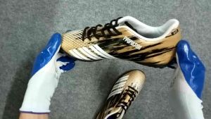 Giày bóng đá 3 sọc Propusion đã khâu đế Đồng