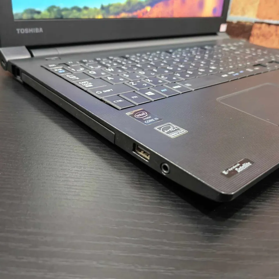 美品　TOSHIBA dynabook Satellite R35/M Amazon.co.jp: Toshiba dynabook Satellite R35/M / Core i5