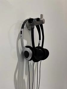 Y2K Spicy Girl Japanese Style silver Wired Headphones Photo Props Decoration Compact Neck Hanging Head-mounted Travel Outfit