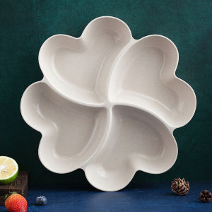 Four-leaf Clover Fruit Plate Food Grade Plastic Lunch Plate Fruit Plate Heart-Shaped Dining Table Snack Dish